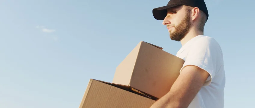 How to Avoid Courier Customs Scams